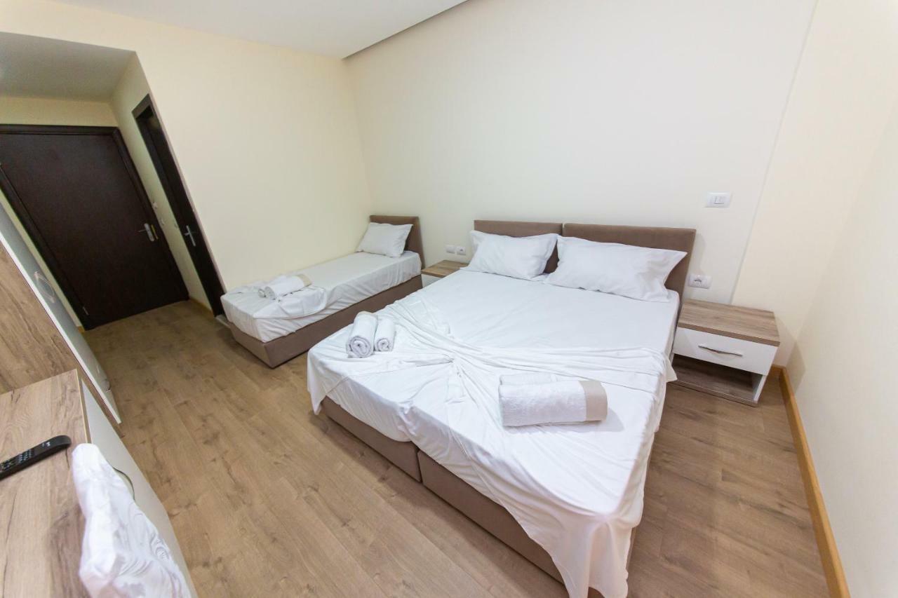 Esal 4* Durres