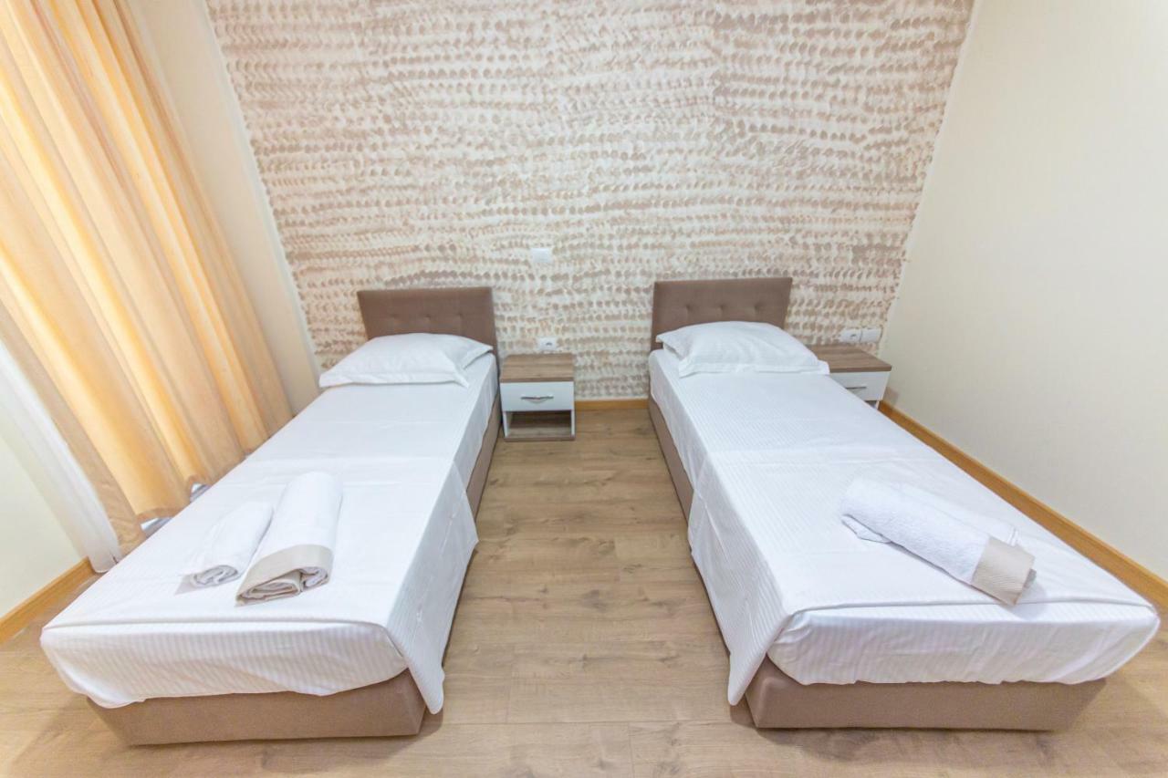 Hotell Esal Durrës